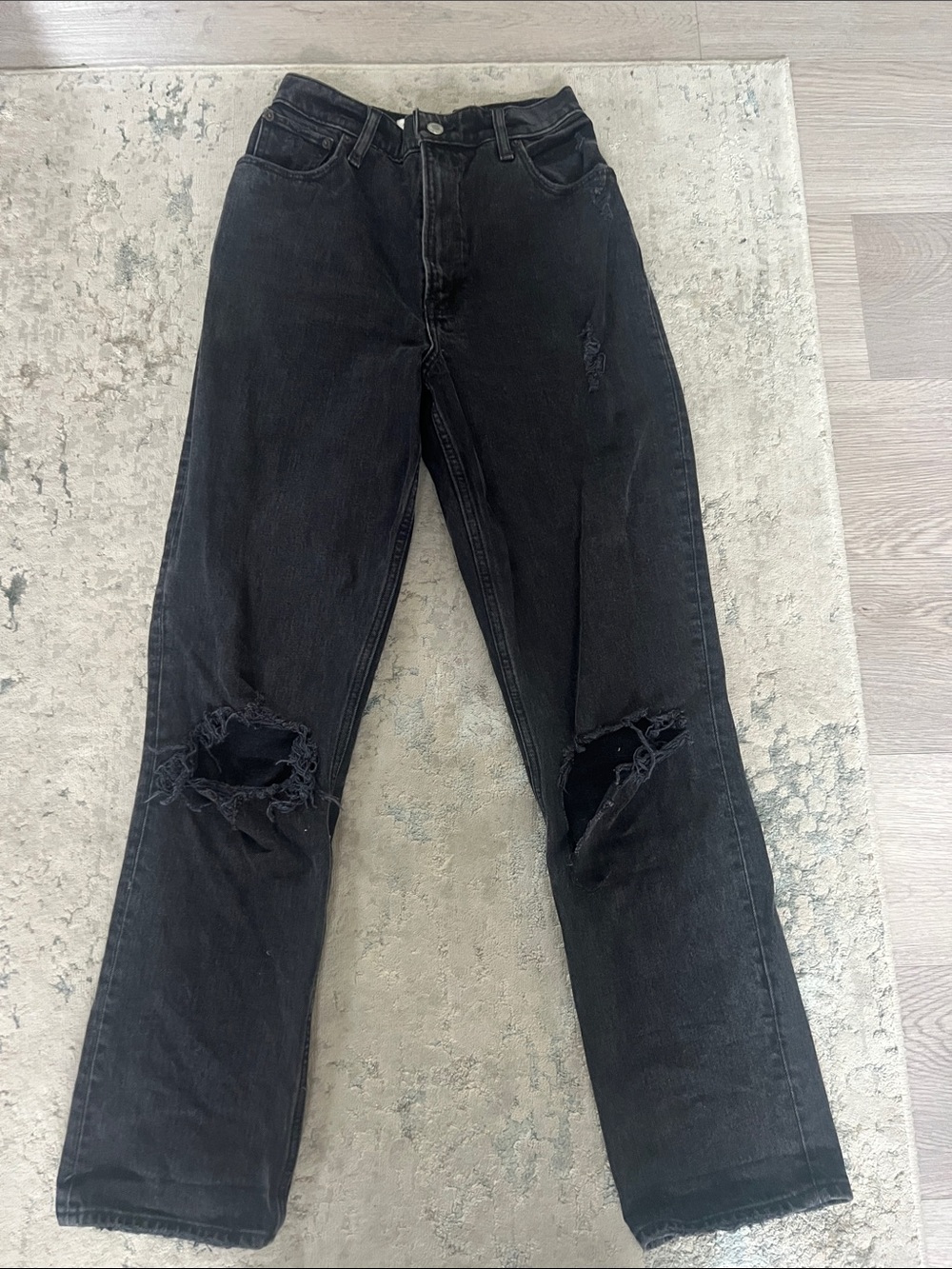 Abercrombie Black Straight-Leg Distressed Knee Jeans, Size 27/4r